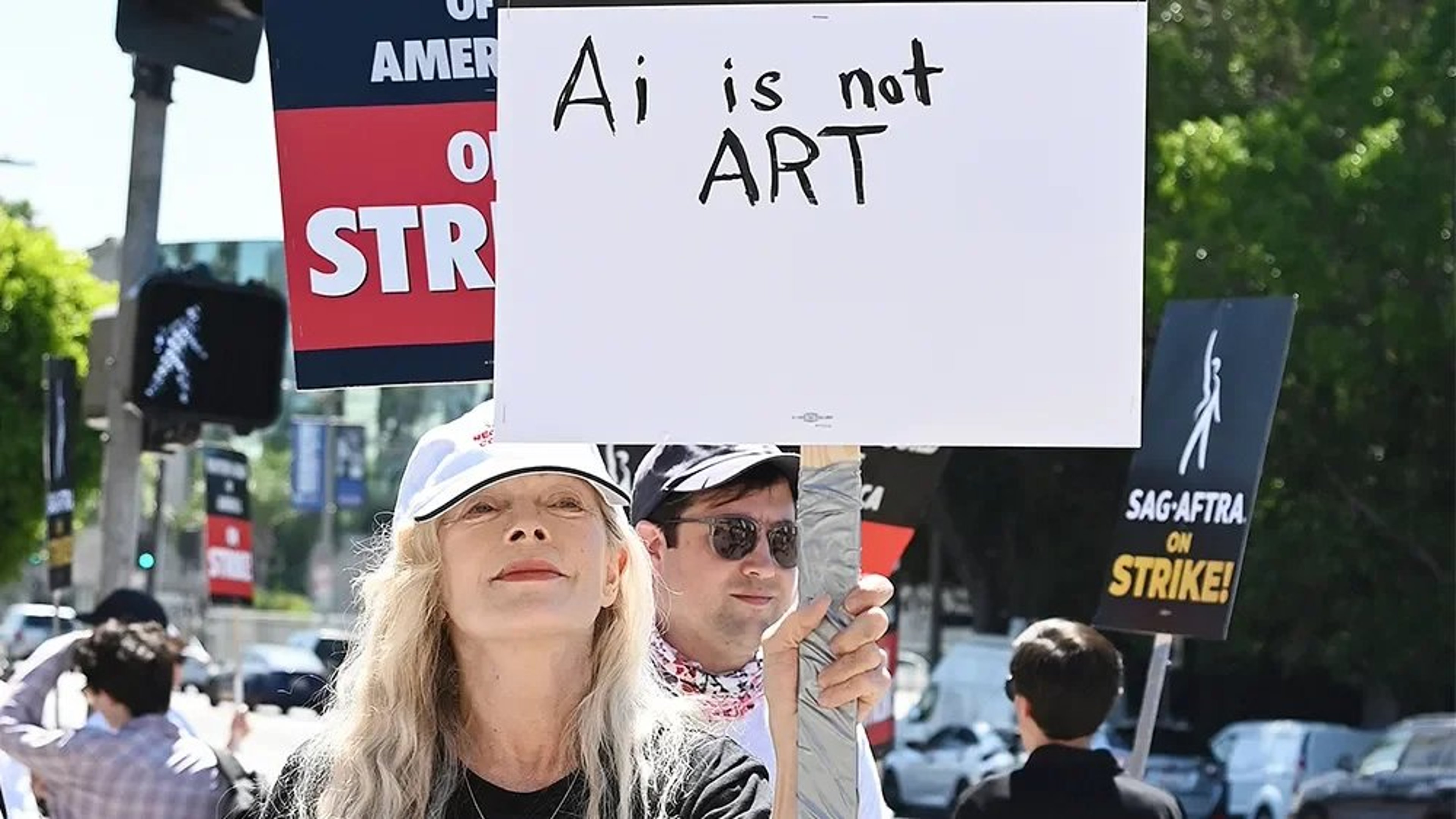 ChatGPT Simply Does Not Dream of Labor